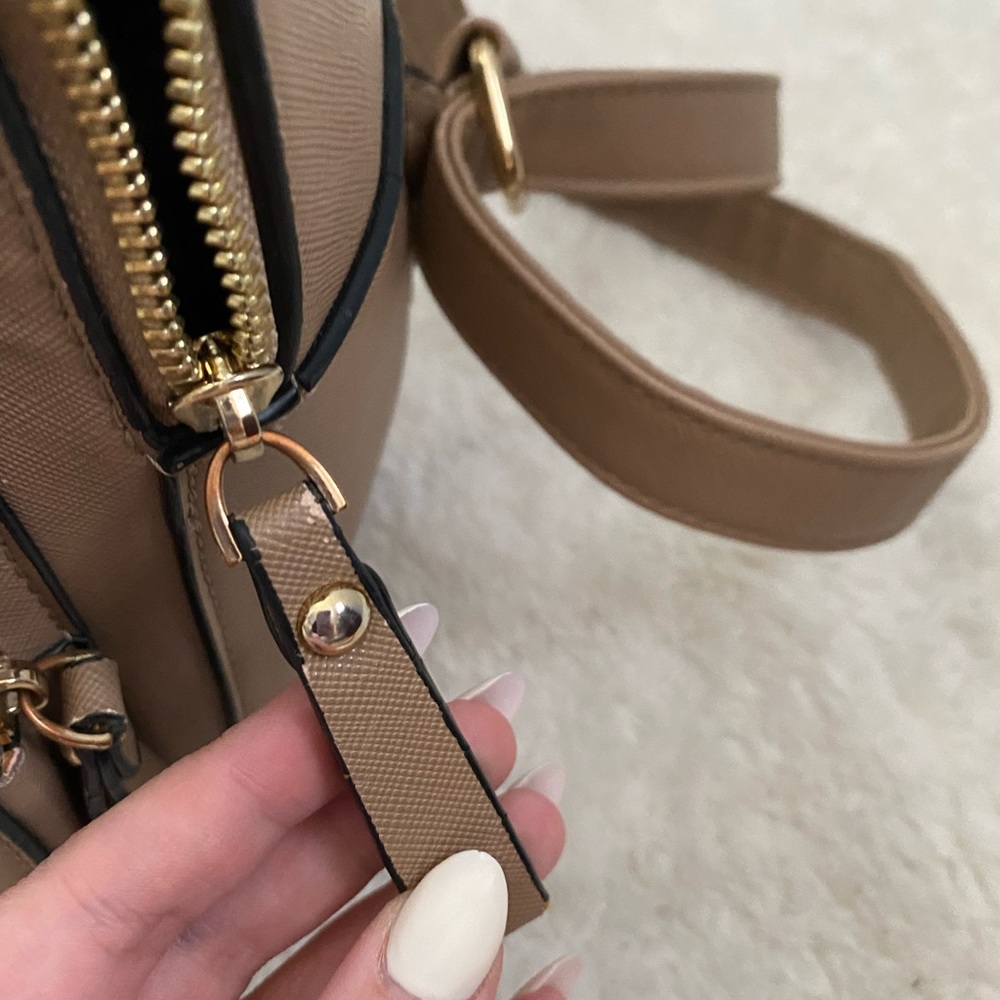 Cute classy backpack - Picture 3 of 11